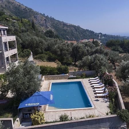 Villa Lipski 스베티스테판 외부 사진